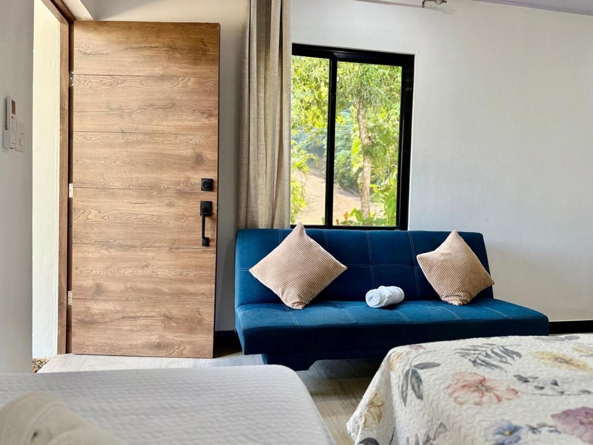 Punta Leona, 5mn,gated Parking, Ac, Tv, Wifi Appartement Quebrada Ganado