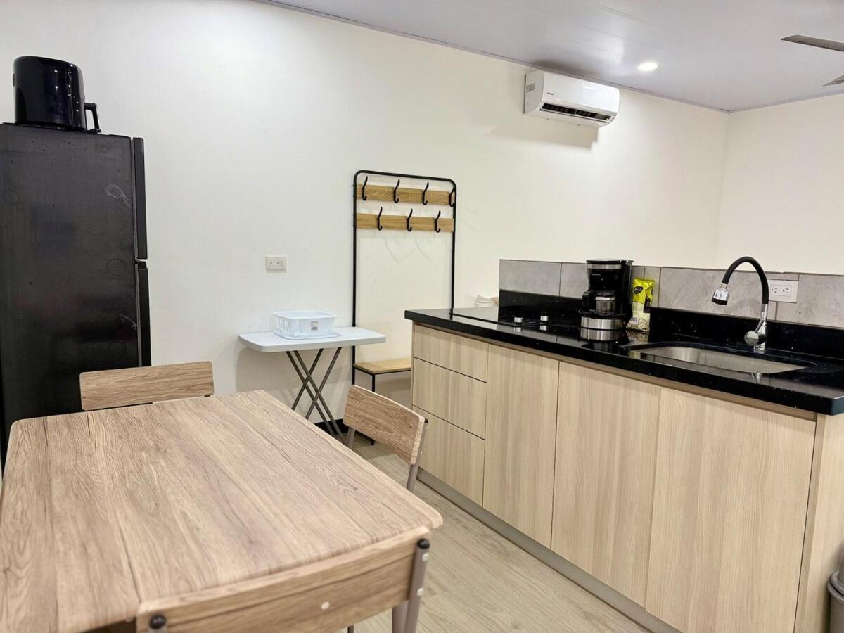 Punta Leona, 5mn,gated Parking, Ac, Tv, Wifi Appartement Quebrada Ganado